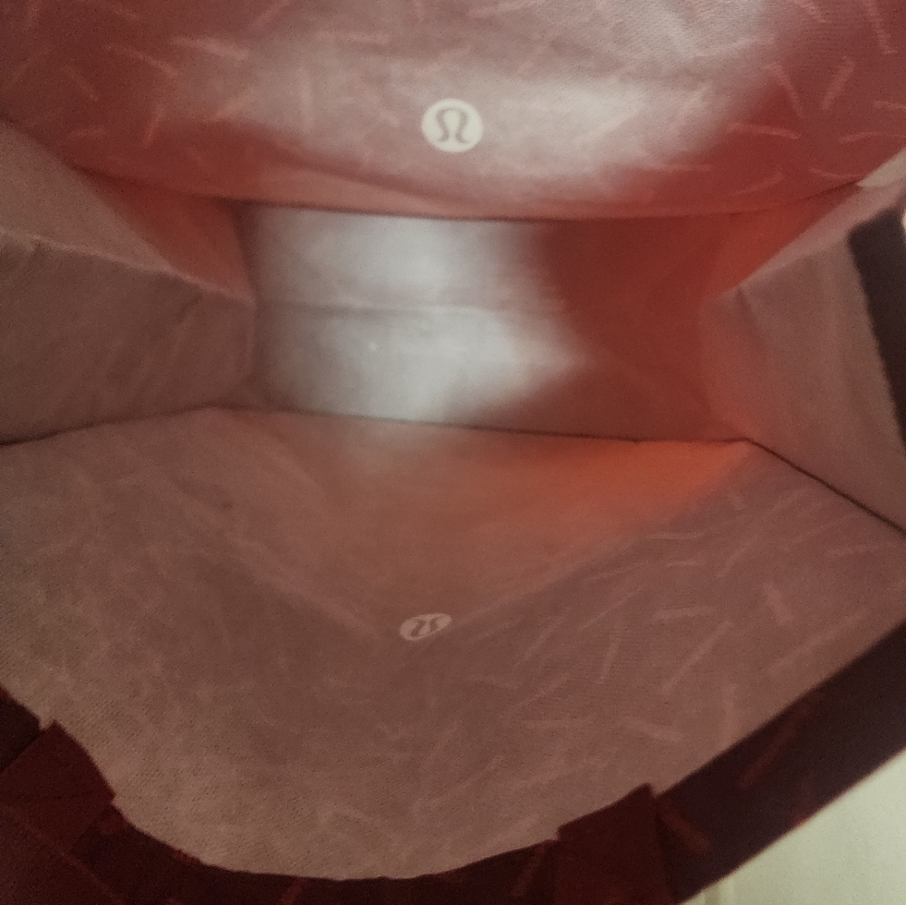 Lululemon Reusable Bag - Picture 2 of 4